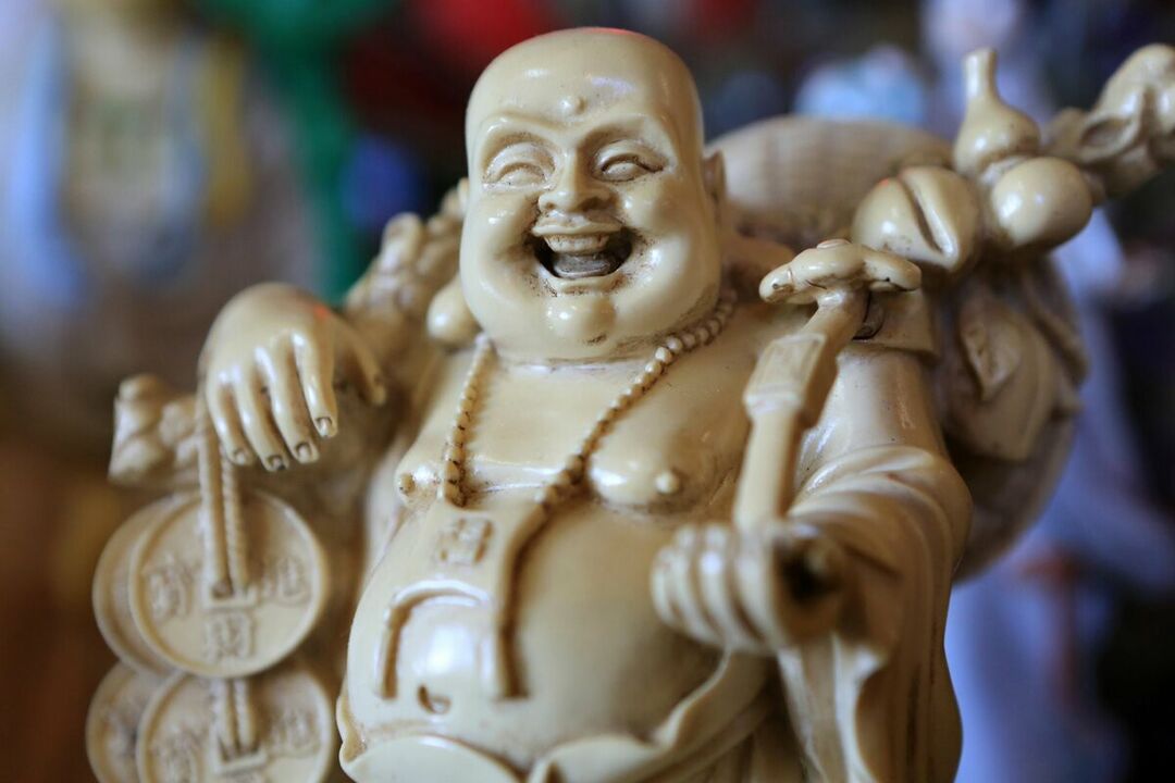Amuleto de saúde e benestar familiar - Buda rindo